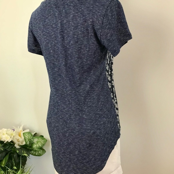 Lucky Brand Block Print Scoop Neck Tee - Picture 5 of 7